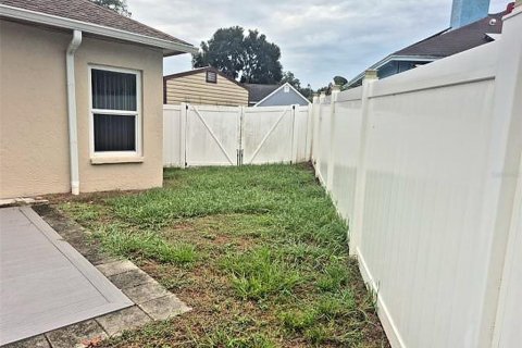 House in Brandon, Florida 3 bedrooms, 180.97 sq.m. № 2410066 - photo 29