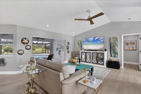 Villa ou maison à vendre à Rotonda, Floride: 3 chambres, 170.48 m2 № 1879102 - photo 6