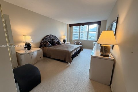 Купить кондоминиум в Майами-Бич, Флорида 2 спальни, 119.84м2, № 2022266 - фото 9