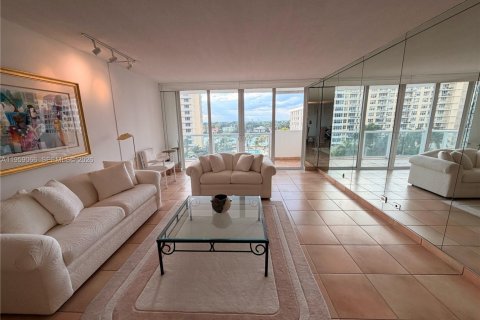 Купить кондоминиум в Майами-Бич, Флорида 2 спальни, 119.84м2, № 2022266 - фото 2