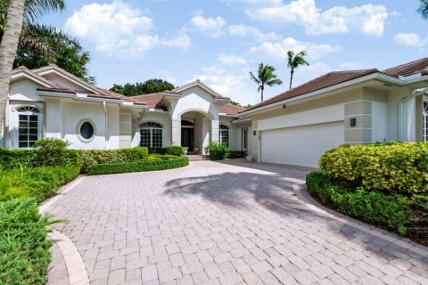 House in Palm Beach Gardens, Florida 4 bedrooms, 285.95 sq.m. № 2391785 - photo 2