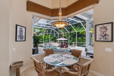 House in Palm Beach Gardens, Florida 4 bedrooms, 285.95 sq.m. № 2391785 - photo 12