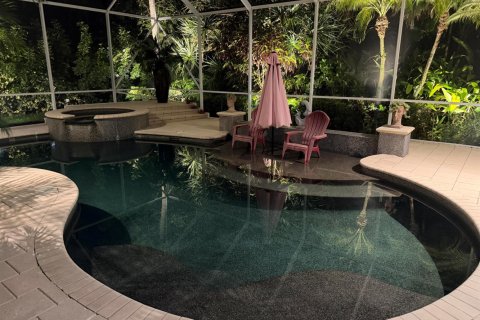 House in Palm Beach Gardens, Florida 4 bedrooms, 285.95 sq.m. № 2391785 - photo 30