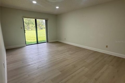House in Orlando, Florida 3 bedrooms, 174.01 sq.m. № 2095483 - photo 6