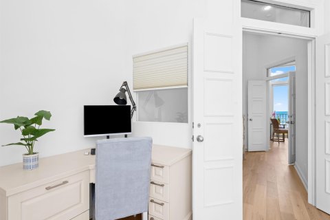 Купить таунхаус в Делрей-Бич, Флорида 9 комнат, 218.78м2, № 2081564 - фото 29