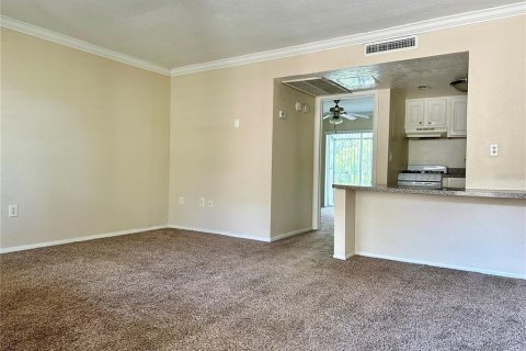 Condominio en alquiler en Altamonte Springs, Florida, 1 dormitorio, 46.08 m2 № 1740225 - foto 3