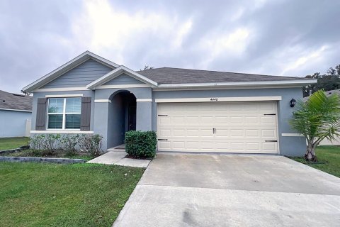 Casa en alquiler en Kissimmee, Florida, 3 dormitorios, 156.54 m2 № 1850076 - foto 1
