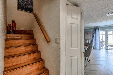 Купить кондоминиум в Холливуд, Флорида 4 спальни, 155.15м2, № 1986639 - фото 13