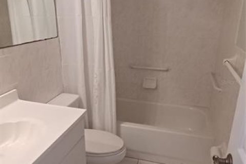 House in Holiday, Florida 2 bedrooms, 154.59 sq.m. № 1793621 - photo 15