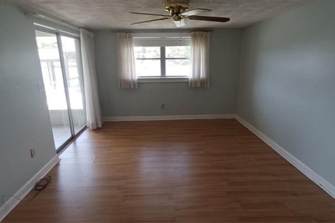 House in Holiday, Florida 2 bedrooms, 154.59 sq.m. № 1793621 - photo 6