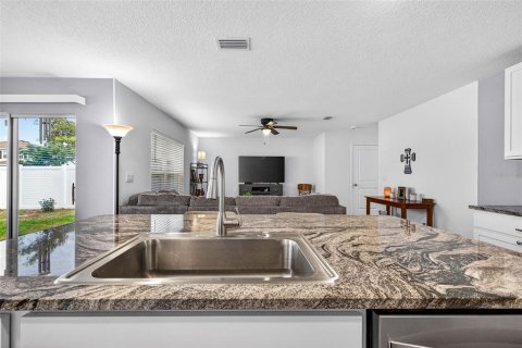 Villa ou maison à vendre à Dade City, Floride: 3 chambres, 196.21 m2 № 2132873 - photo 11