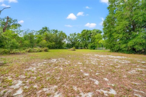 House in Plant City, Florida 2 bedrooms, 96.62 sq.m. № 1658392 - photo 7