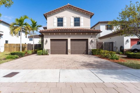 Дом в Хомстед, Флорида 3 спальни, 185.06м2 № 2040849