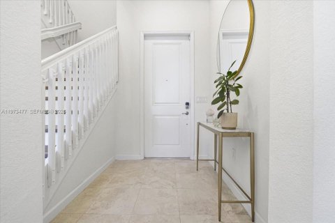 Купить виллу или дом в Хомстед, Флорида 3 спальни, 185.06м2, № 2040849 - фото 7