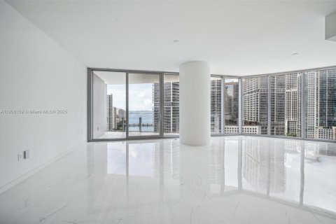 Condo in Miami, Florida, 2 bedrooms  № 1966735 - photo 10