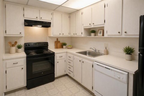 Copropriété à vendre à Tampa, Floride: 1 chambre, 61.97 m2 № 2237976 - photo 5