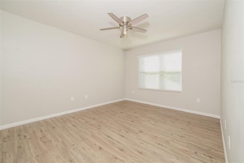 Casa en venta en Auburndale, Florida, 3 dormitorios, 171.5 m2 № 2205687 - foto 7