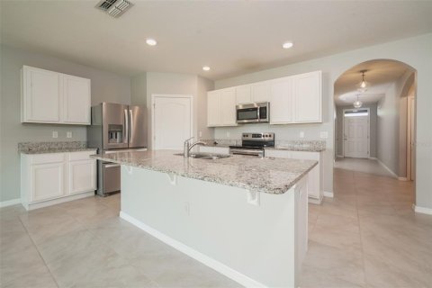 Casa en venta en Auburndale, Florida, 3 dormitorios, 171.5 m2 № 2205687 - foto 5