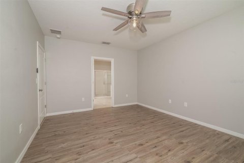Casa en venta en Auburndale, Florida, 3 dormitorios, 171.5 m2 № 2205687 - foto 8