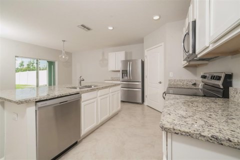 Casa en venta en Auburndale, Florida, 3 dormitorios, 171.5 m2 № 2205687 - foto 6