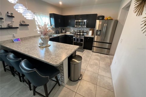 House in Haines City, Florida 4 bedrooms, 209.31 sq.m. № 1881114 - photo 18
