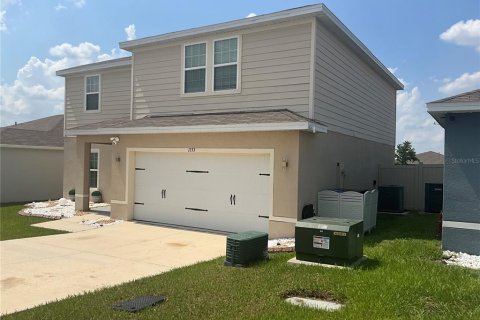 House in Haines City, Florida 4 bedrooms, 209.31 sq.m. № 1881114 - photo 3