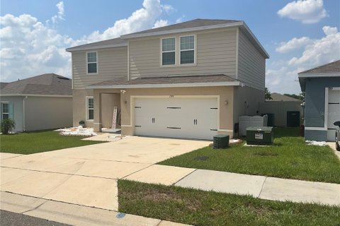 House in Haines City, Florida 4 bedrooms, 209.31 sq.m. № 1881114 - photo 5