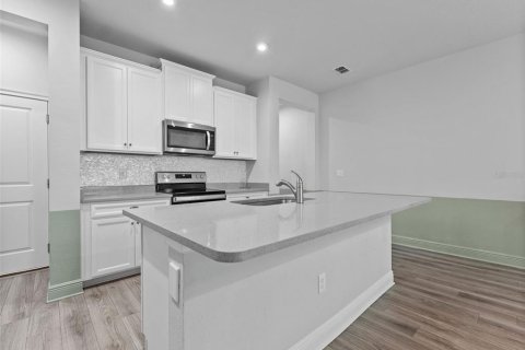 Adosado en alquiler en Tampa, Florida, 3 dormitorios, 182.83 m2 № 2115270 - foto 5