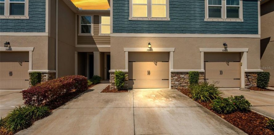 Adosado en Tampa, Florida 3 dormitorios, 182.83 m2 № 2115270
