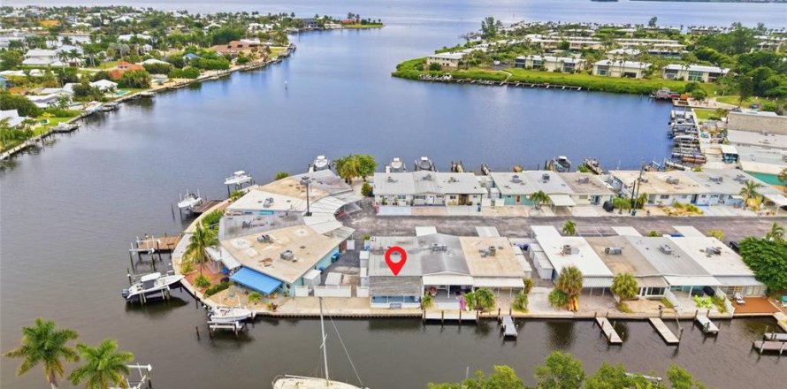Casa en Holmes Beach, Florida 2 dormitorios, 97.55 m2 № 2383312
