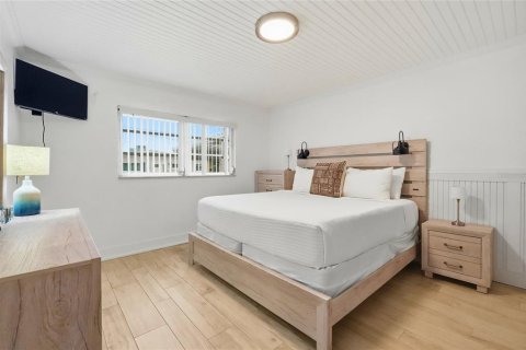 Casa en venta en Holmes Beach, Florida, 2 dormitorios, 97.55 m2 № 2383312 - foto 24