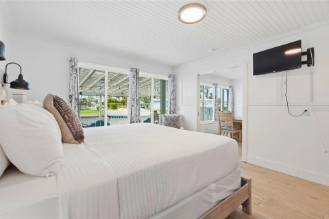 Casa en venta en Holmes Beach, Florida, 2 dormitorios, 97.55 m2 № 2383312 - foto 23