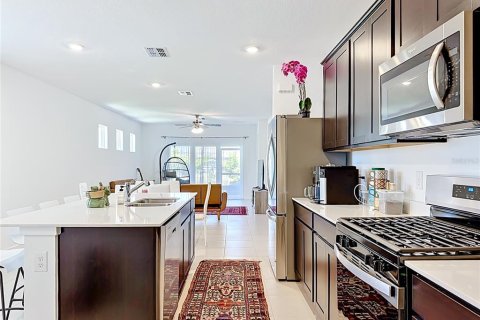 Villa ou maison à vendre à Apollo Beach, Floride: 3 chambres, 156.17 m2 № 2214872 - photo 8