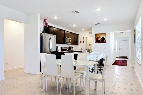 Villa ou maison à vendre à Apollo Beach, Floride: 3 chambres, 156.17 m2 № 2214872 - photo 11