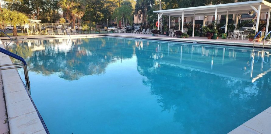 Condo in North Lauderdale, Florida, 2 bedrooms  № 1135338
