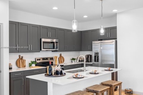 Adosado en alquiler en Port St. Lucie, Florida, 3 dormitorios, 151.8 m2 № 1756282 - foto 8