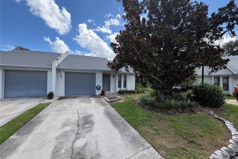 Appartement à Lakeland, Floride 2 chambres, 111.3 m2 № 2384212