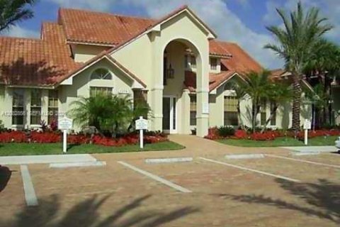 Condo à Pompano Beach, Floride, 1 chambre  № 2346392