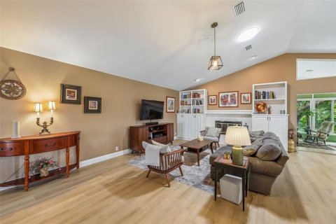 Casa en venta en Sarasota, Florida, 3 dormitorios, 250.28 m2 № 2093334 - foto 6