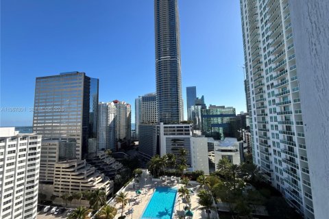 Condominio en venta en Miami, Florida, 2 dormitorios, 91.6 m2 № 2031978 - foto 10