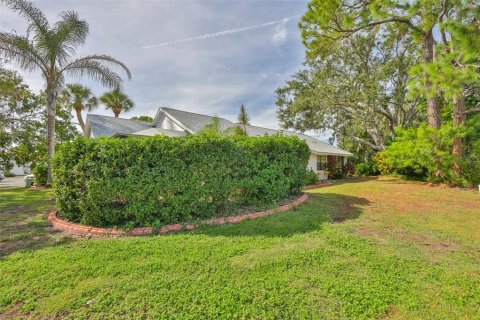 Condominio en venta en Sun City Center, Florida, 2 dormitorios, 113.25 m2 № 2231309 - foto 19