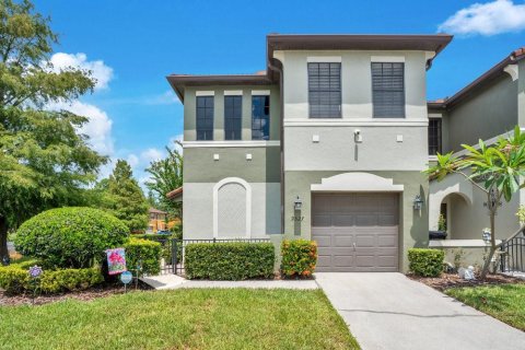 Townhouse in Orlando, Florida 3 bedrooms, 154.12 sq.m. № 1894309 - photo 1