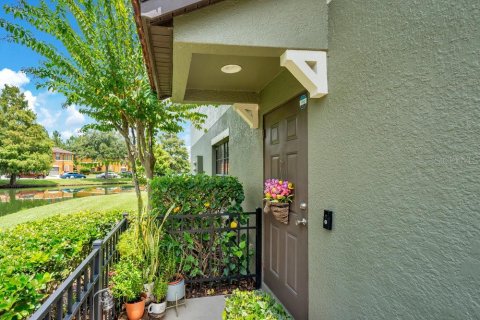 Townhouse in Orlando, Florida 3 bedrooms, 154.12 sq.m. № 1894309 - photo 3