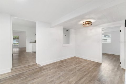Casa en venta en Port Charlotte, Florida, 4 dormitorios, 162.76 m2 № 1545659 - foto 7