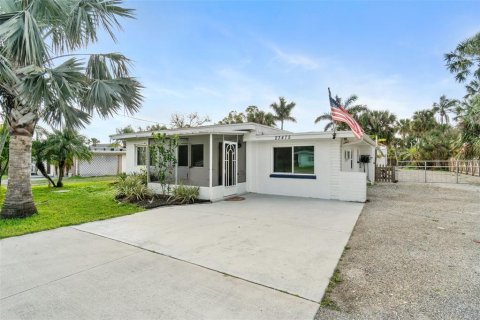 Casa en venta en Port Charlotte, Florida, 4 dormitorios, 162.76 m2 № 1545659 - foto 4