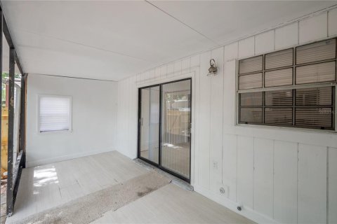 Townhouse in Tampa, Florida 2 bedrooms, 91.6 sq.m. № 1787586 - photo 23