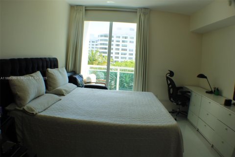 Casa en venta en Miami, Florida, 2 dormitorios, 103.4 m2 № 1949854 - foto 20