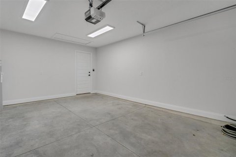 Купить виллу или дом в Лейкленд, Флорида 5 комнат, 137.87м2, № 1744831 - фото 15