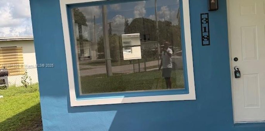 Villa ou maison à Fort Lauderdale, Floride 3 chambres, 85.47 m2 № 1944577