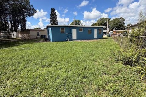 Villa ou maison à vendre à Fort Lauderdale, Floride: 3 chambres, 85.47 m2 № 1944577 - photo 4